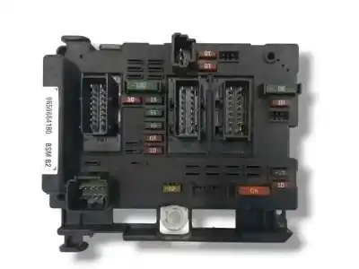 Peça sobressalente para automóvel em segunda mão caixa de fusíveis e relés por peugeot 307 (s1) 2.0 hdi cat referências oem iam 9650664180