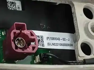Автозапчастина б/у багатофункційний дисплей для tesla model 3 ev посилання на oem iam 108954302j  
