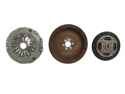 Peça sobressalente para automóvel em segunda mão Kit De Embreagem por VOLKSWAGEN POLO (6R1) 1.2 TDI Referências OEM IAM 03P105273  