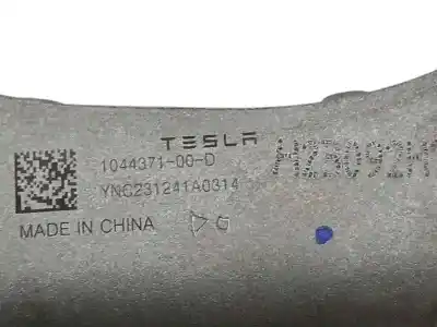 Автозапчастина б/у середній для tesla model 3 ev посилання на oem iam 104437100d  