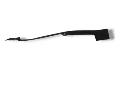 Second-hand car spare part right rear winglet for toyota bz4x (_eam1_) ev (xeam10) oem iam references 7587342020