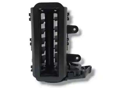 Second-hand car spare part air ventilation grille for renault megane e-tech suv ev60 oem iam references 687519849r  