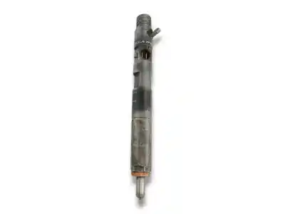 Second-hand car spare part Injector for RENAULT CLIO III Authentique OEM IAM references 8200421359  