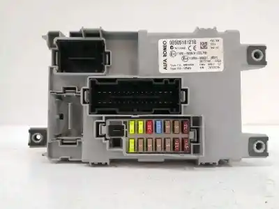 Peça sobressalente para automóvel em segunda mão caixa de fusíveis e relés por alfa romeo mito (145) 1.3 jtd cat referências oem iam 00505181210