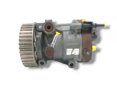 Pièce détachée automobile d'occasion POMPE À INJECTION pour RENAULT SCENIC II  Références OEM IAM 8200707450  R9042A0070A