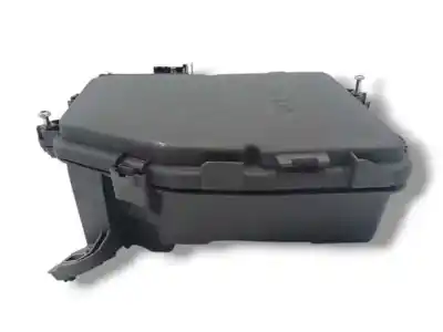 Recambio de automóvil de segunda mano de caja reles / fusibles para mercedes-benz gla (h247) gla 200 d (247.712) referencias oem iam a1775404507