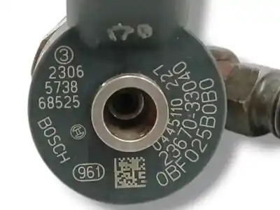 Pezzo di ricambio per auto di seconda mano iniettore per toyota corolla (_e12_) 1.4 d (nde120_) riferimenti oem iam 0445110227  2367033040