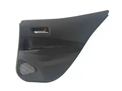 Peça sobressalente para automóvel em segunda mão forra / revestimento da porta traseira direita por toyota corolla hatchback (_e21_, _ea1_, _eh1_) 1.8 hybrid (zwe211) referências oem iam 6761302640