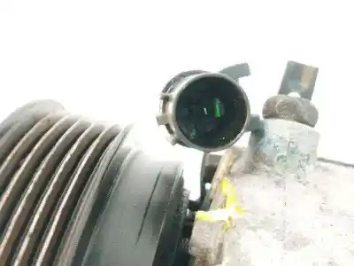 Second-hand car spare part air conditioning compressor for kia carens iii monospace (un) 2.0 crdi 140 oem iam references 977011d400  f500