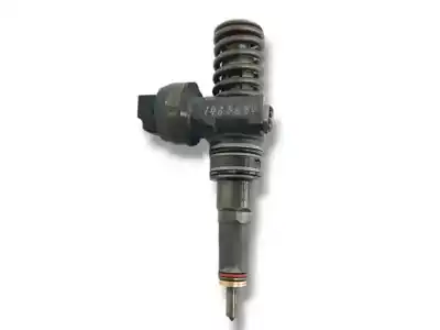 Автозапчастина б/у ИНЖЕКТОР для VOLKSWAGEN PASSAT BERLINA (3B3) 1.9 TDI Посилання на OEM IAM 038130073BA  