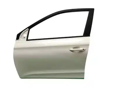 Peça sobressalente para automóvel em segunda mão PORTA DA FRENTE ESQUERDA por HYUNDAI I20 1.2 16V CAT Referências OEM IAM 76003C8000  