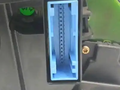 Peça sobressalente para automóvel em segunda mão quadrante por audi a6 berlina (4b2) 2.8 referências oem iam 4b0919881a  110.008890017