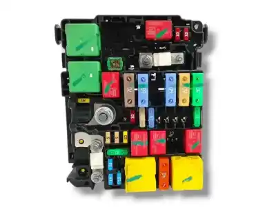 Gebrauchtes Autoersatzteil relais sicherungskasten multifunktionsrelais zum opel crossland x / crossland (p17, p2qo) 1.2 (75) oem-iam-referenzen 9804846880