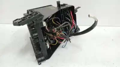 Second-hand car spare part fuse box unit for lexus rx 3.3 v6 24v cat oem iam references 8262048050  