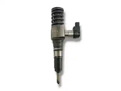 Second-hand car spare part injector for volkswagen passat b6 (3c2) 2.0 tdi 16v oem iam references 000130073sx Second-hand car spare part injector for volkswagen passat b6 (3c2) 2.0 tdi 16v oem iam references 000130073sx