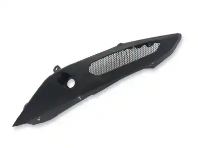 Peça sobressalente para automóvel em segunda mão carenagem por benelli bn bn 125 (u30) referências oem iam 65911l290000