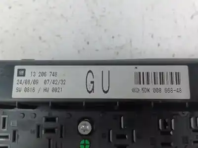 Piesă de schimb auto la mâna a doua panou siguranțe pentru opel astra h (a04) 1.3 cdti (l48) referințe oem iam 13206748  