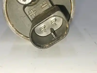 Peça sobressalente para automóvel em segunda mão bomba de combustivel por bmw 3 (e46) 320 d referências oem iam 75000900  16147162000