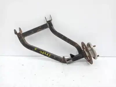 Second-hand car spare part rear right knuckle for ligier xtoo (lxt) 0.5 oem iam references   