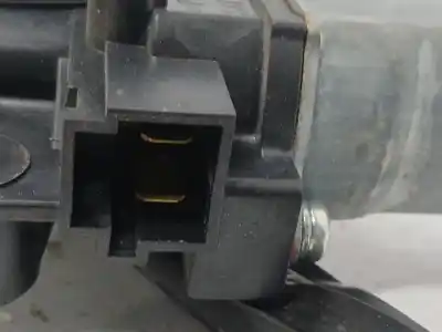 Автозапчастина б/у регулятор вікна передній лівий для chrysler voyager iv (rg, rs) 2.8 crd посилання на oem iam ay2621002761  