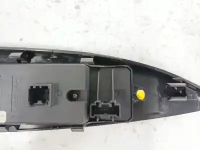 Автозапчастина б/у передні вікний вмикач для mazda 6 hatchback (gg) 2.0 di (gg14) посилання на oem iam gp9a66350  