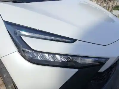 Peça sobressalente para automóvel em segunda mão farol / farolim direito por toyota ch-r (_x2_ _h2_) hybrid (zyx20) referências oem iam 