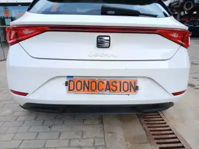 Pièce détachée automobile d'occasion PARE-CHOCS ARRIÈRE pour SEAT LEON SPORTSTOURER (KL8) 1.0 TSI Références OEM IAM 5FA807421  