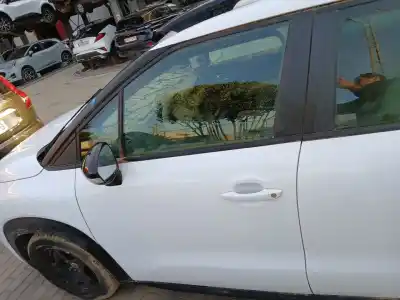 Peça sobressalente para automóvel em segunda mão PORTA DA FRENTE ESQUERDA por CITROEN C3 AIRCROSS II (2R_, 2C_) 1.5 BLUEHDI 110 Referências OEM IAM YQ00173780  