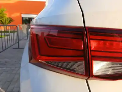 Second-hand car spare part LEFT TAILGATE LIGHT for SEAT ATECA (KH7, KHP) 2.0 TDI OEM IAM references 575945095E  