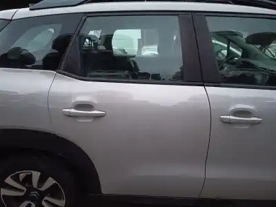 Pièce détachée automobile d'occasion PORTE ARRIERE DROITE pour CITROEN C3 AIRCROSS II (2R_, 2C_) 1.2 PURETECH 110 (2RHNZB, 2RHNZW, 2RHNPX, 2RHNPJ) Références OEM IAM YQ00174080  