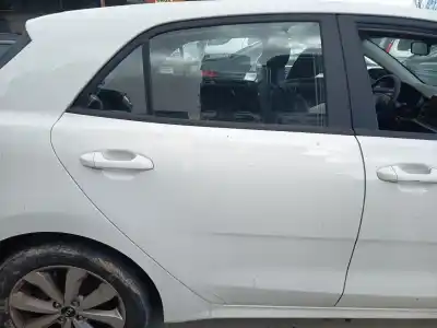 Pièce détachée automobile d'occasion PORTE ARRIERE DROITE pour KIA RIO IV (YB, SC, FB) 1.0 T-GDI 120 ECO-DYNAMICS+ Références OEM IAM 77004H8000  