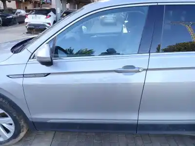 Pièce détachée automobile d'occasion PORTE AVANT GAUCHE pour VOLKSWAGEN TIGUAN (AD1, AX1) 1.5 TSI Références OEM IAM   