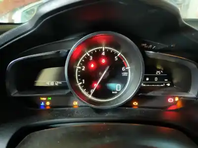 Peça sobressalente para automóvel em segunda mão quadrante por mazda 3 lim. () black tech edition referências oem iam 6ab64rc  0430901