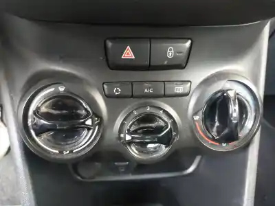 Pièce détachée automobile d'occasion commande de chauffage / climatisation pour peugeot 208 style références oem iam 