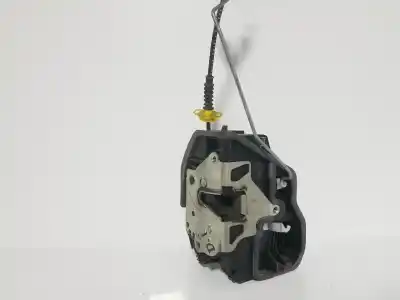 Second-hand car spare part left front door lock for bmw x3 (e83) 2.0i oem iam references 7202143  