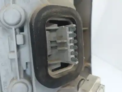 Second-hand car spare part right tailgate light for opel zafira a elegance oem iam references   