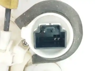 Second-hand car spare part front right door lock for mazda 2 lim. (de) 1.3 active + oem iam references   