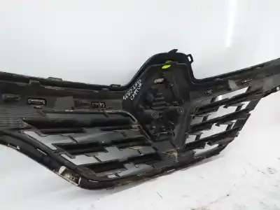 Автозапчастина б/у передня решіта для renault captur intens посилання на oem iam   