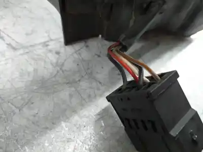 Peça sobressalente para automóvel em segunda mão espelho retrovisor esquerdo por audi a4 berlina (b5) 1.9 tdi referências oem iam   