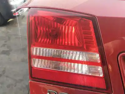 Peça sobressalente para automóvel em segunda mão farolim interior traseiro esquerdo por dodge journey 2.0 16v crd cat referências oem iam 
