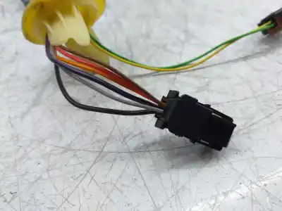 Peça sobressalente para automóvel em segunda mão espelho retrovisor esquerdo por peugeot 308 active referências oem iam   