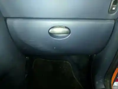 Peça sobressalente para automóvel em segunda mão porta luvas por peugeot 1007 sport referências oem iam 