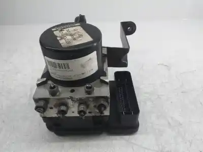 Peça sobressalente para automóvel em segunda mão abs por ford focus lim. (cb8) 1.6 tdci cat referências oem iam bv612c405ae  bv612c405ae