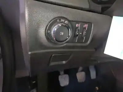 Peça sobressalente para automóvel em segunda mão comutador de luzes por opel astra j lim. essentia referências oem iam 13268705