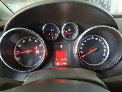 Peça sobressalente para automóvel em segunda mão quadrante por opel astra j lim. essentia referências oem iam 13355665