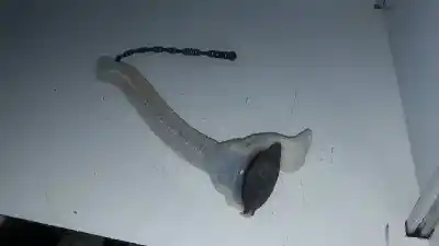 Peça sobressalente para automóvel em segunda mão depósito do limpa vidros por toyota rav 4 (a3) 2.2 d-4d cat referências oem iam 001006001007