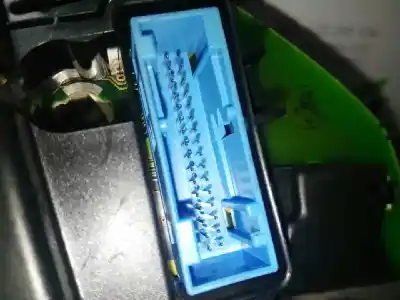 Peça sobressalente para automóvel em segunda mão quadrante por audi a6 berlina (4b2) 1.8 t referências oem iam 4b0919860px 110008888012 4b0919860p