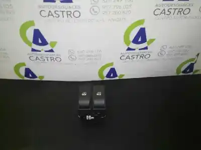 Pièce détachée automobile d'occasion COMMANDE DE LÈVE VITRE AVANT GAUCHE pour RENAULT KANGOO  Références OEM IAM 108273A  108273A