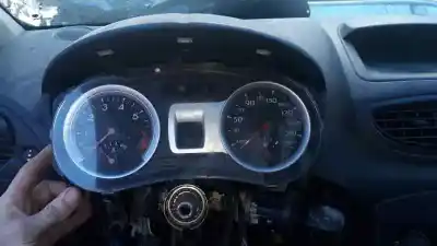 Автозапчасти б/у приборная доска за renault clio iii authentique ссылки oem iam 8200820999d