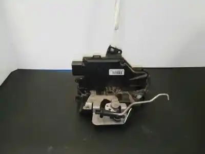 Second-hand car spare part left front door lock for audi a6 berlina (4b2) 2.8 v6 30v oem iam references 4b1837015g  4b1837015g